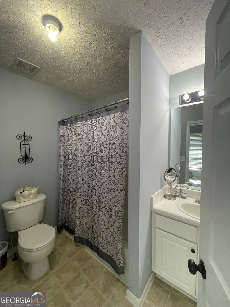 Photo 18 of 4911 Walden Lake Square