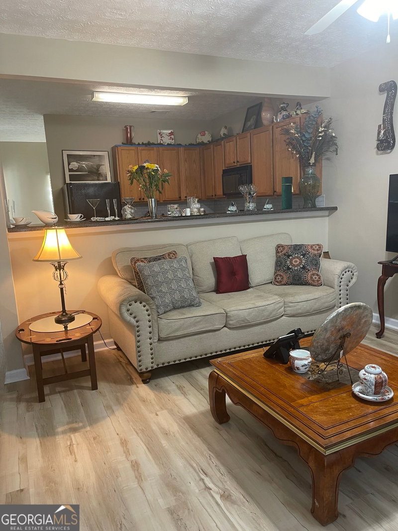 Photo 10 of 4911 Walden Lake Square