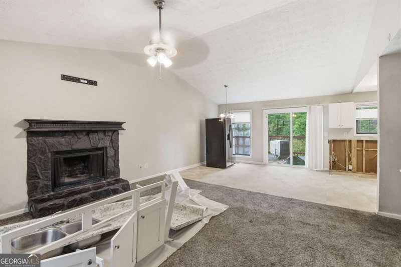 Photo 6 of 1648 Olde Oak Drive