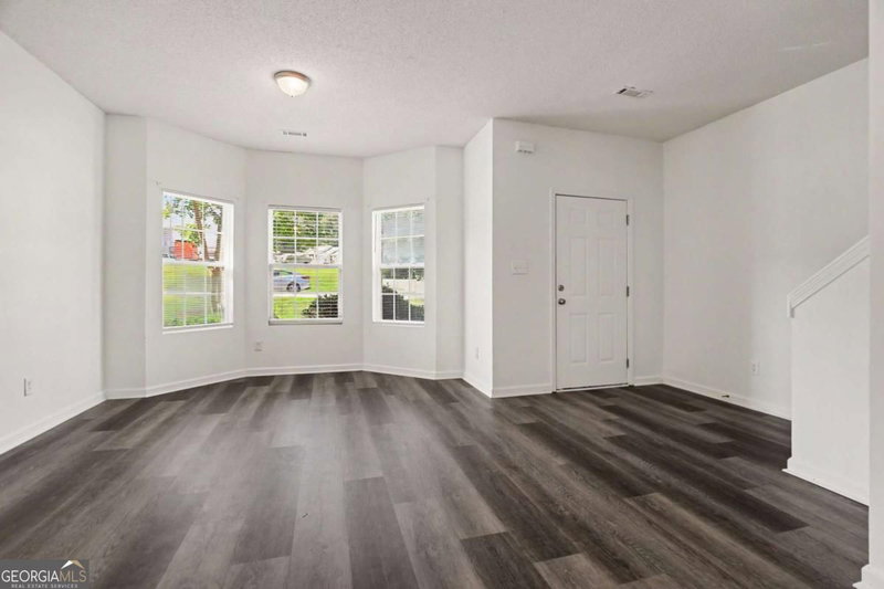 Photo 6 of 5305 Oakley Commons Boulevard