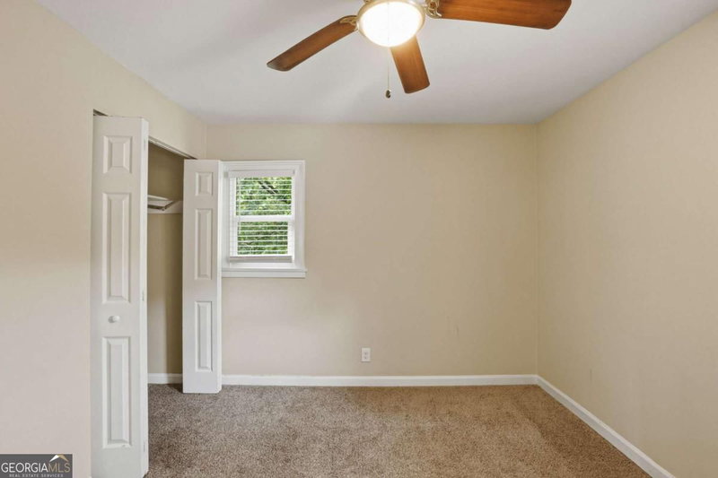 Photo 16 of 836 Amber Place NW