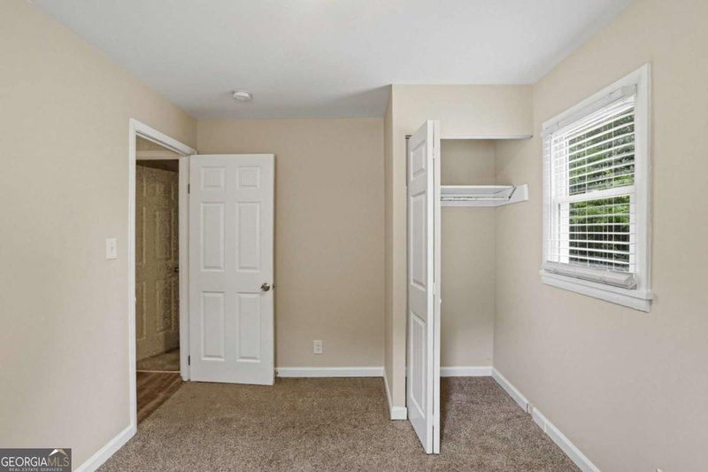 Photo 19 of 836 Amber Place NW