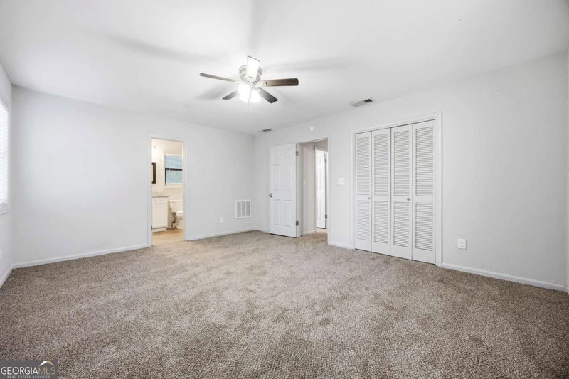 Photo 14 of 490 Summerfield Drive