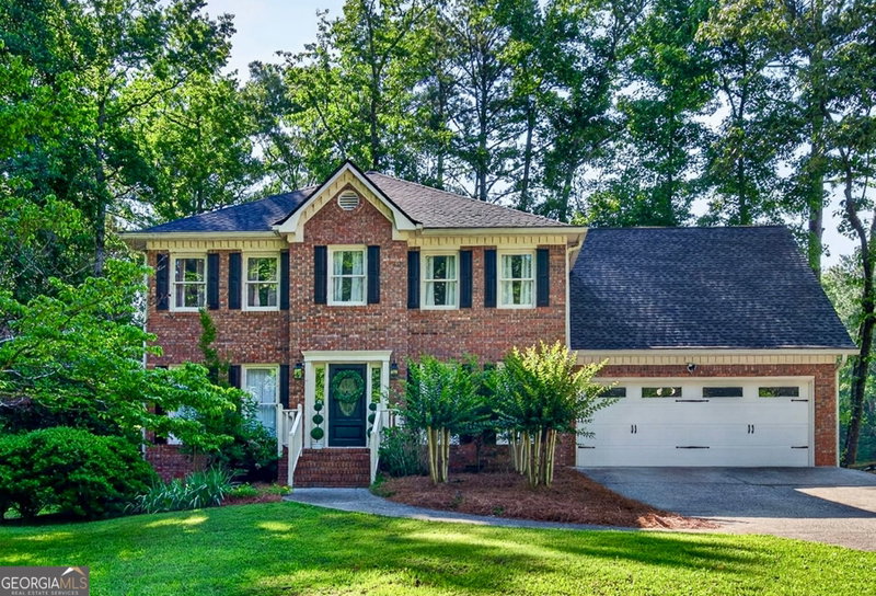 135 Crimson Ridge