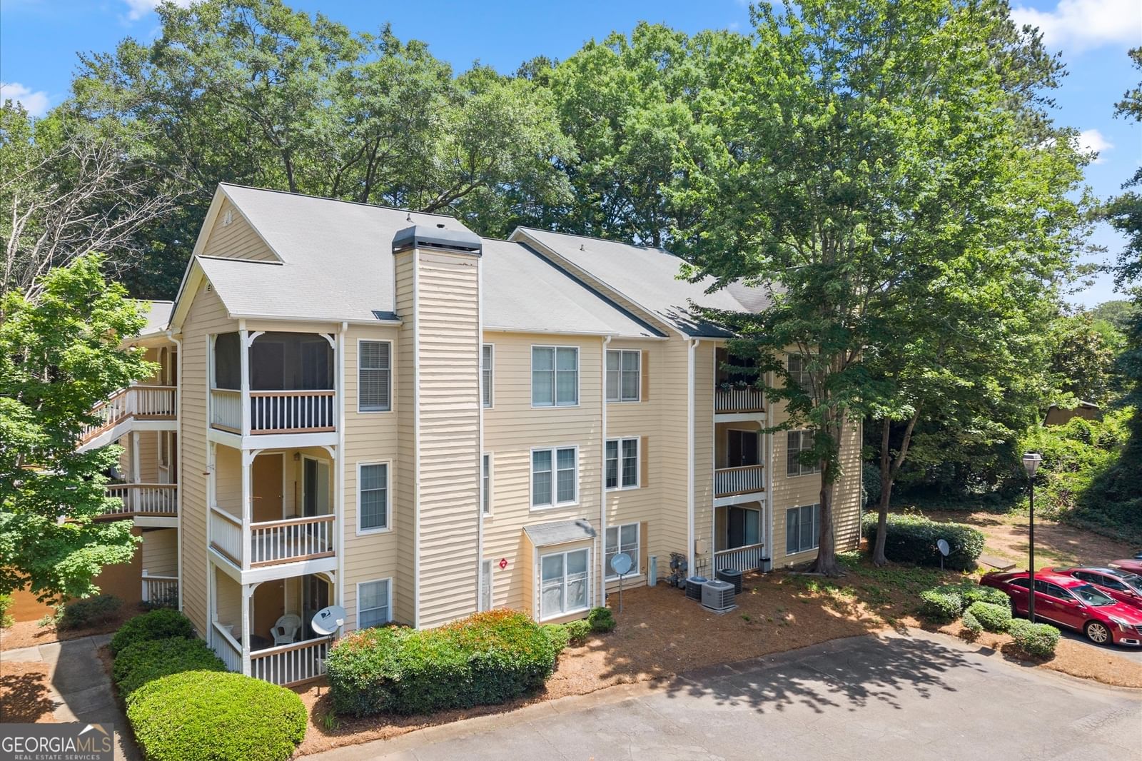 2517 Vineyard Way SE, Smyrna, GA 30082
