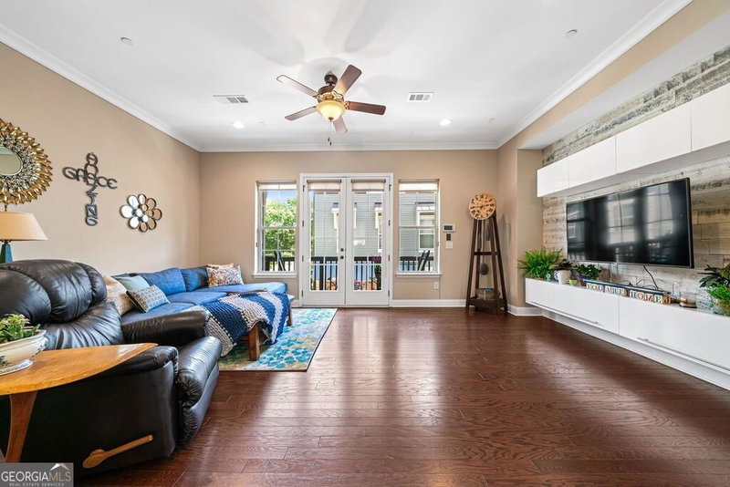 Photo 13 of 156 Blakemore Drive SE