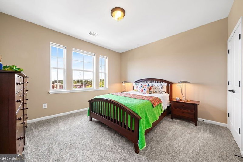Photo 22 of 156 Blakemore Drive SE