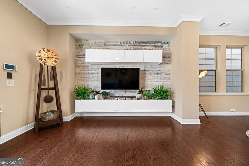 Photo 9 of 156 Blakemore Drive SE