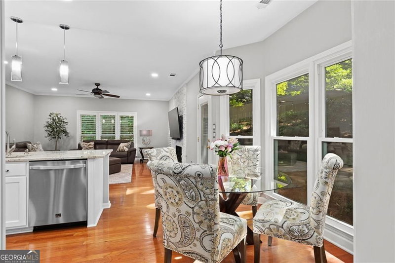 Photo 19 of 565 Windermere Park Court