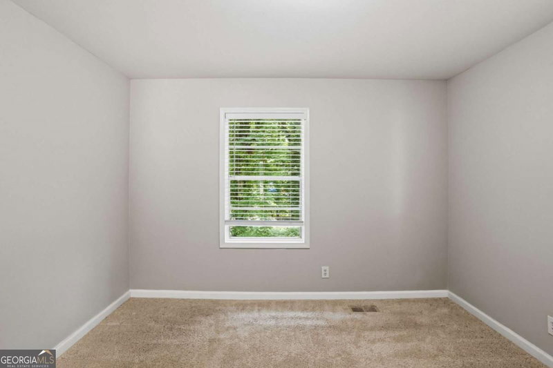 Photo 18 of 830 Mercury Drive NW