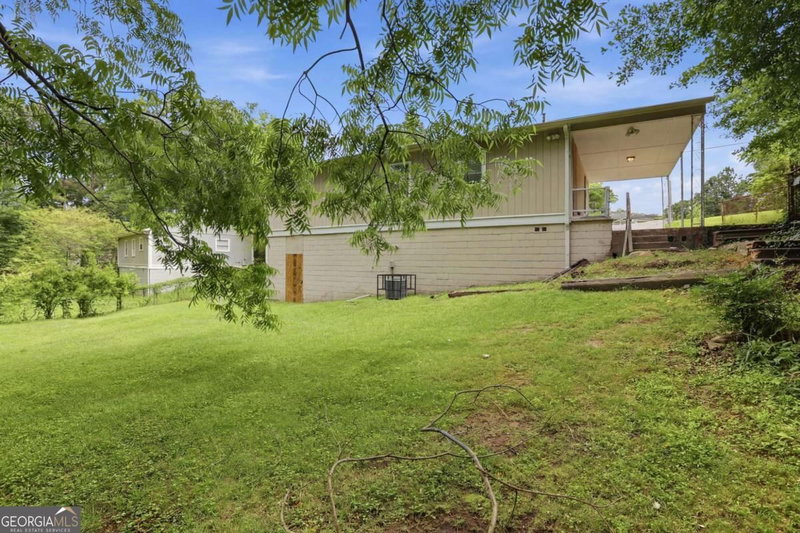 Photo 5 of 3809 Clovis Court NW