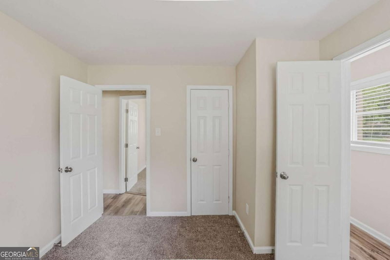 Photo 22 of 3578 Sherbrooke Way SW
