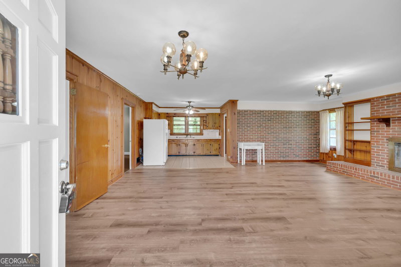Photo 15 of 128 Smith Street