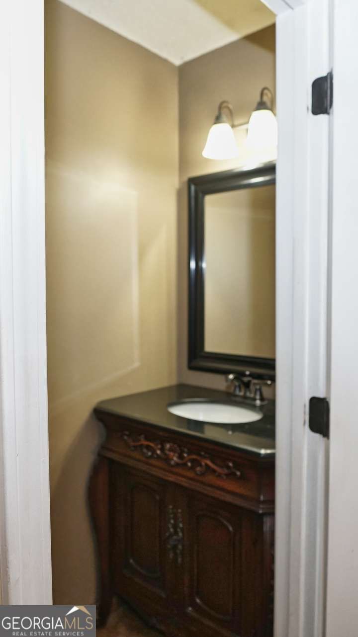 Photo 20 of 1049 Fieldstone Drive