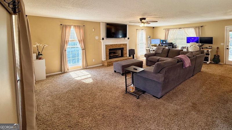 Photo 10 of 1049 Fieldstone Drive