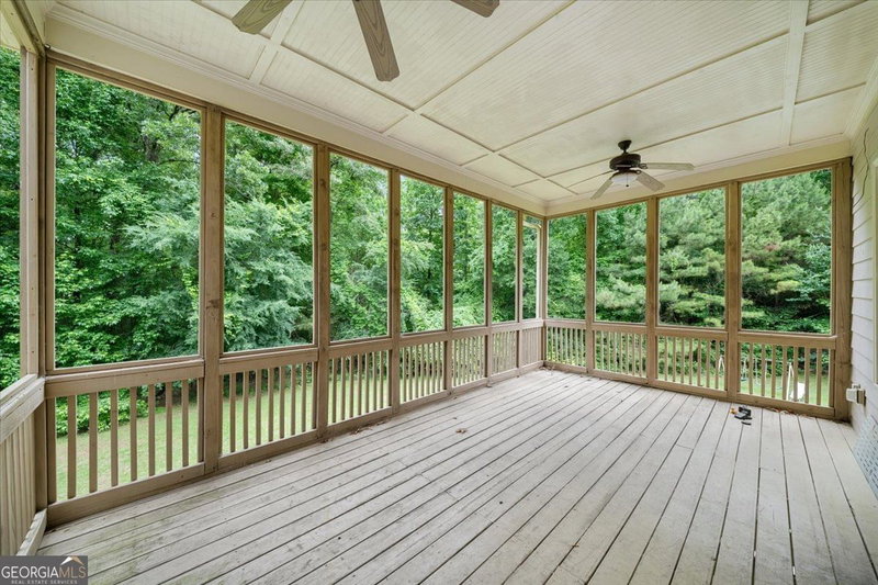 Photo 19 of 219 Kelvington Way