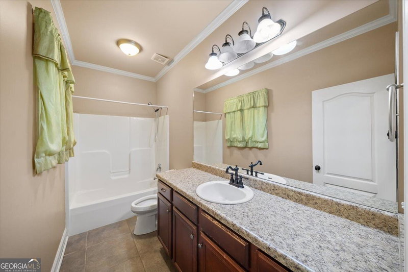 Photo 41 of 219 Kelvington Way