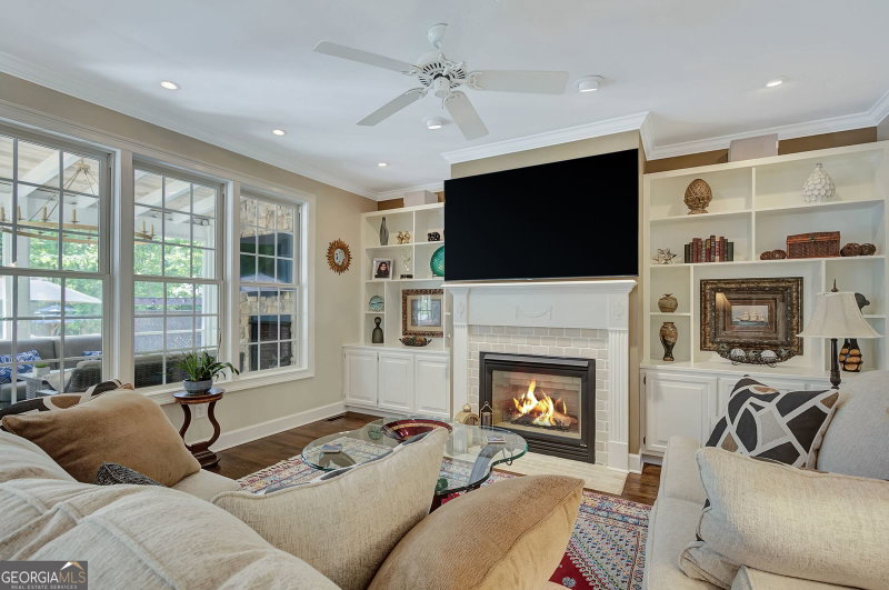 Photo 13 of 180 Shoreline Circle