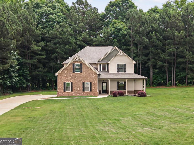 Photo 2 of 525 Trousseau Lane