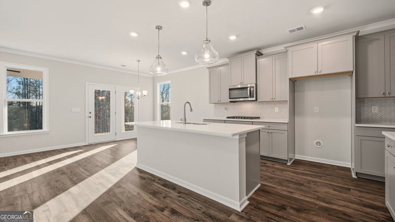 Photo 5 of 2047 Winged Elm Way