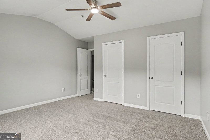 Photo 19 of 208 Ranier Court