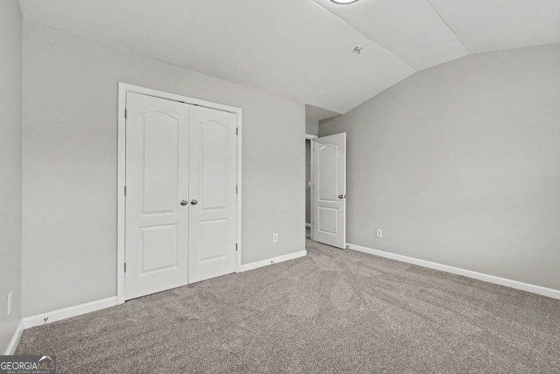 Photo 25 of 208 Ranier Court