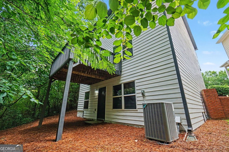 Photo 34 of 208 Ranier Court