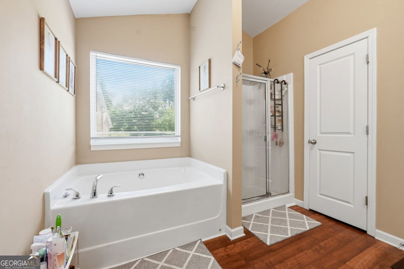 Photo 14 of 7048 Roselake Circle