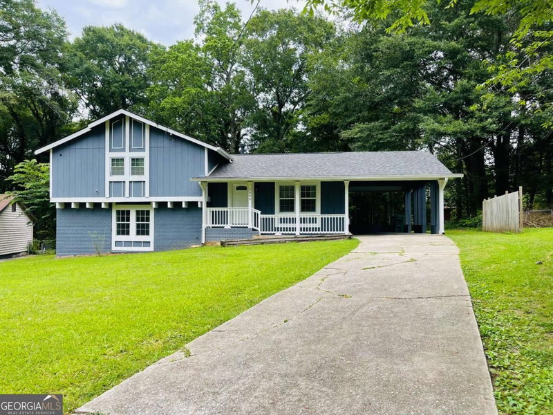 9006 Gatewood Drive