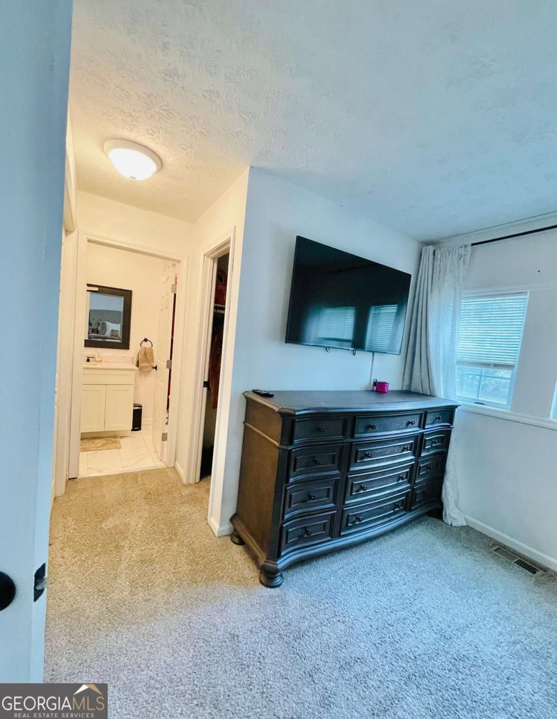 Photo 31 of 9006 Gatewood Drive