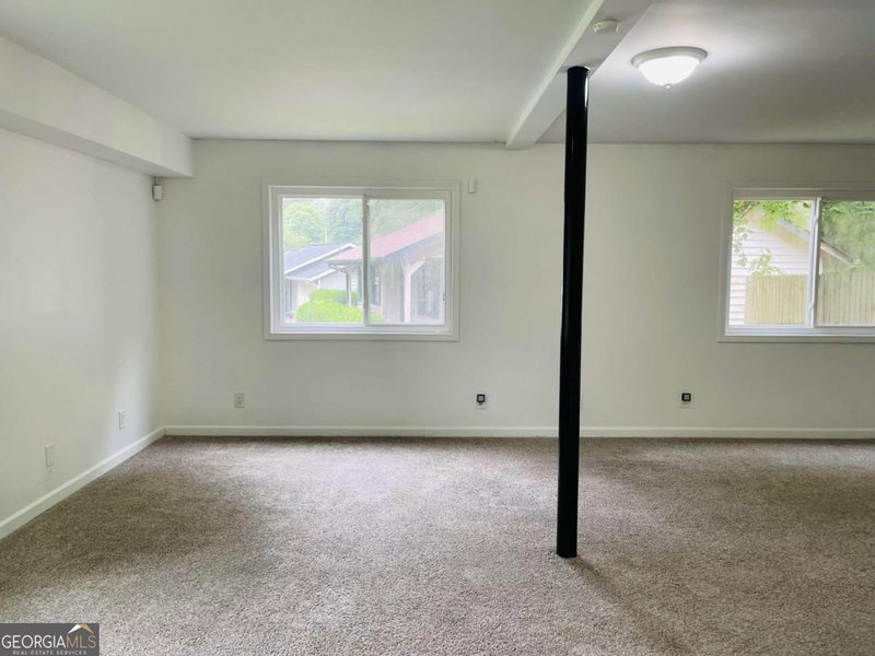 Photo 44 of 9006 Gatewood Drive