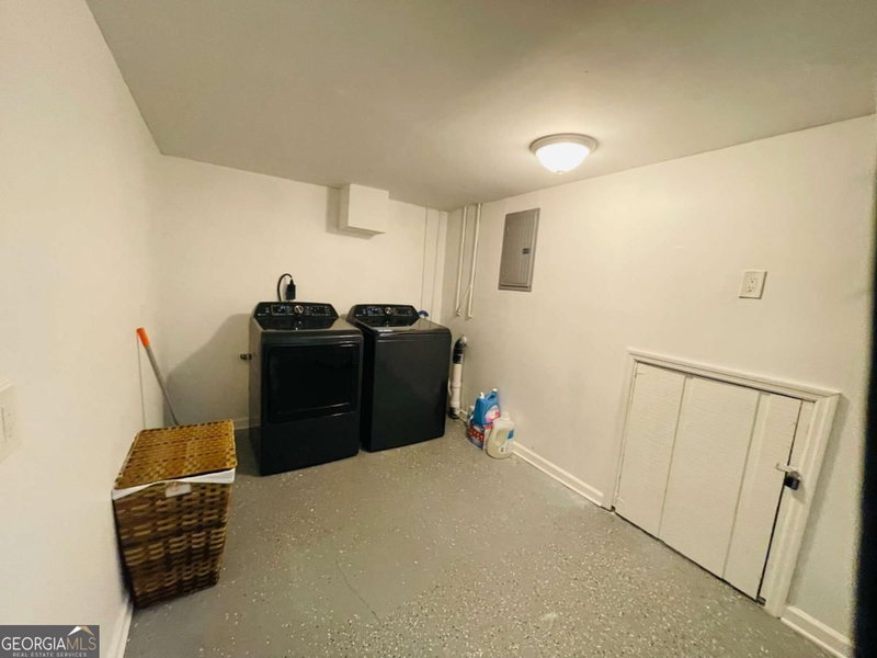 Photo 56 of 9006 Gatewood Drive