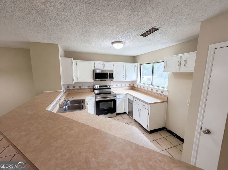 Photo 2 of 3271 Tennington Place #0