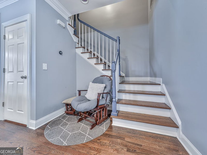 Photo 12 of 925 Rice Street NW