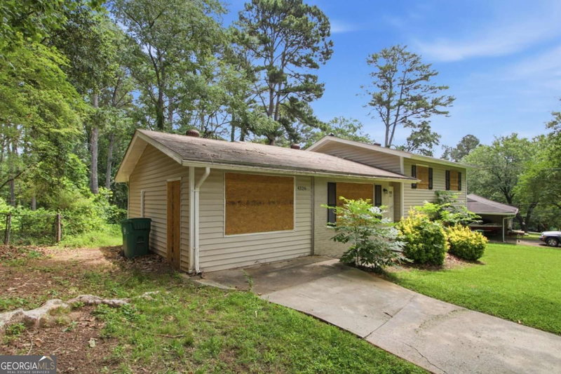Photo 4 of 4326 Aldergate Drive