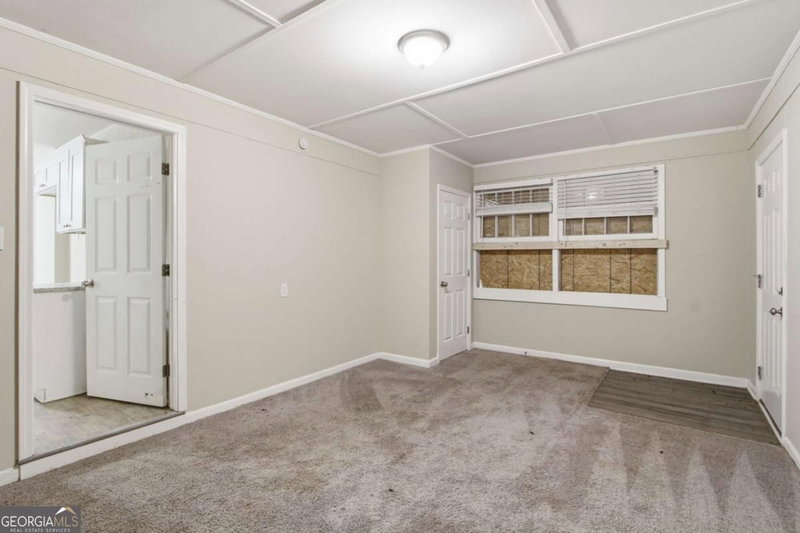 Photo 10 of 4326 Aldergate Drive