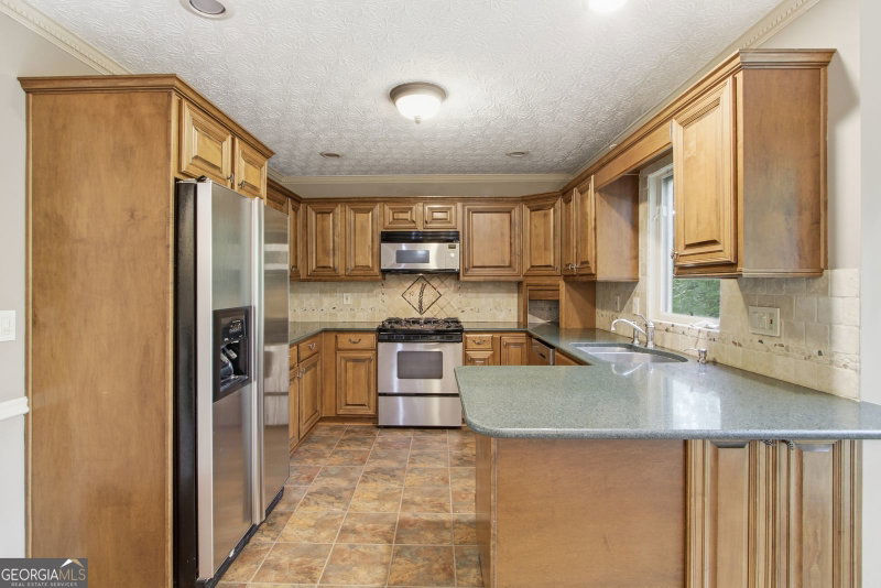 Photo 13 of 4822 Thornwood Drive NW