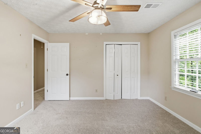 Photo 17 of 4822 Thornwood Drive NW