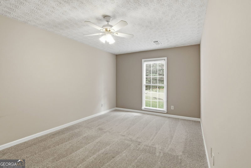 Photo 19 of 4822 Thornwood Drive NW