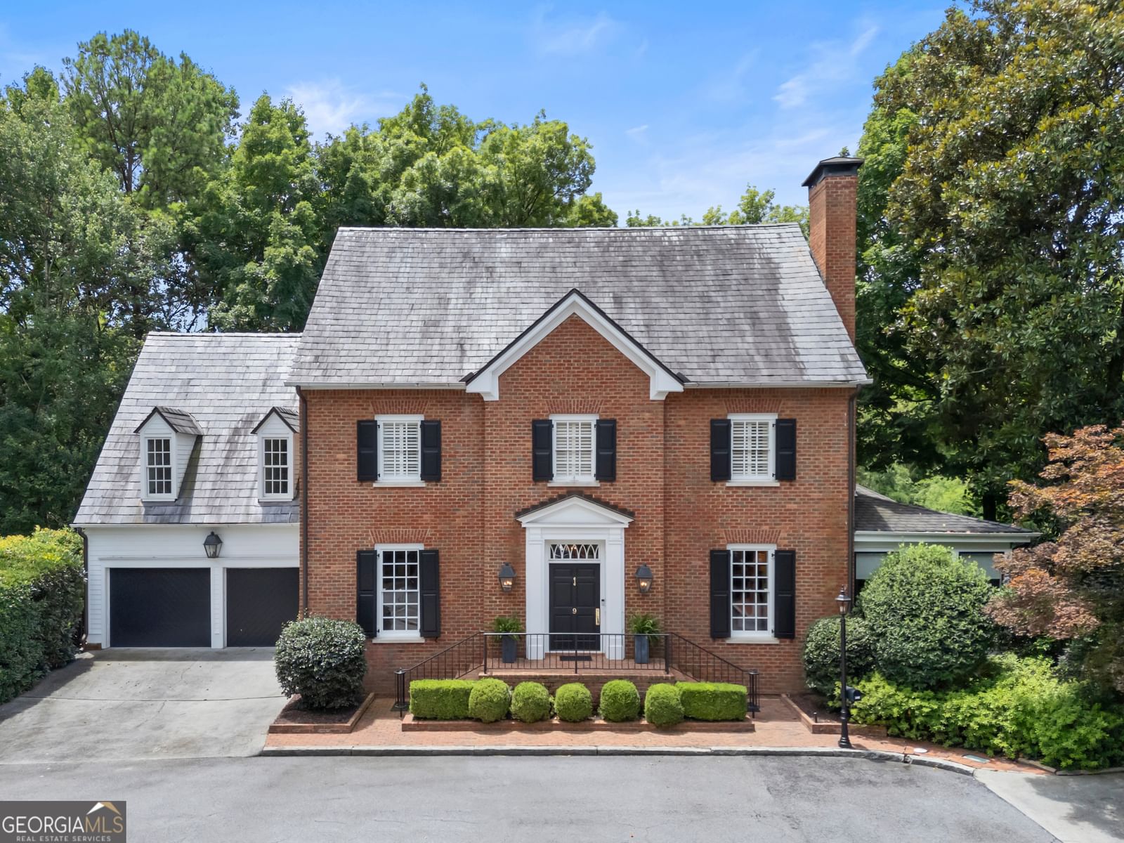 9 Nacoochee Place NW, Atlanta, GA 30305
