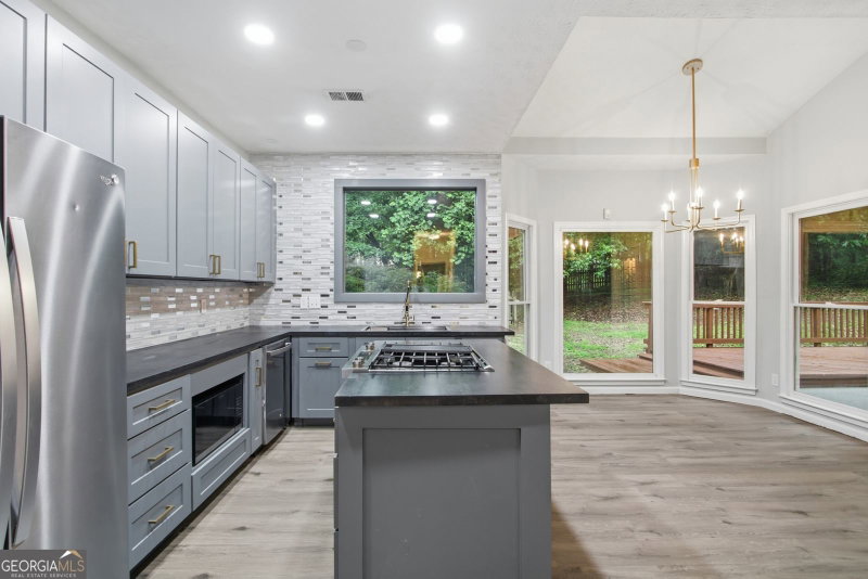 Photo 2 of 3504 Wellsley Drive