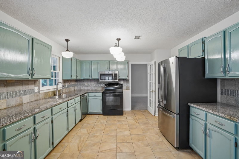 Photo 2 of 1254 Wynford Colony SW