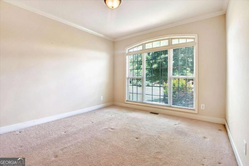 Photo 24 of 1805 Regents Way