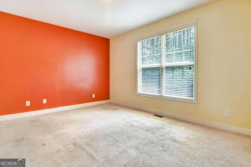 Photo 27 of 1805 Regents Way