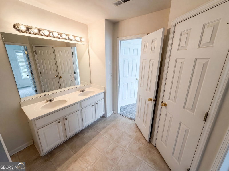 Photo 22 of 4660 Creekside Villas Way SE