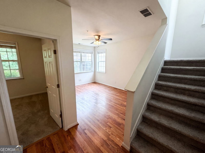 Photo 9 of 4660 Creekside Villas Way SE