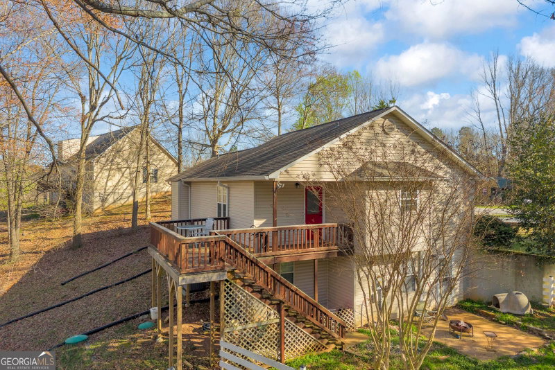 Photo 7 of 415 Ivory Drive