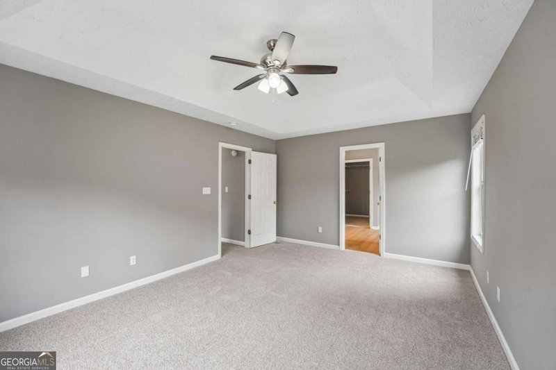 Photo 13 of 209 Eagle Glen Court