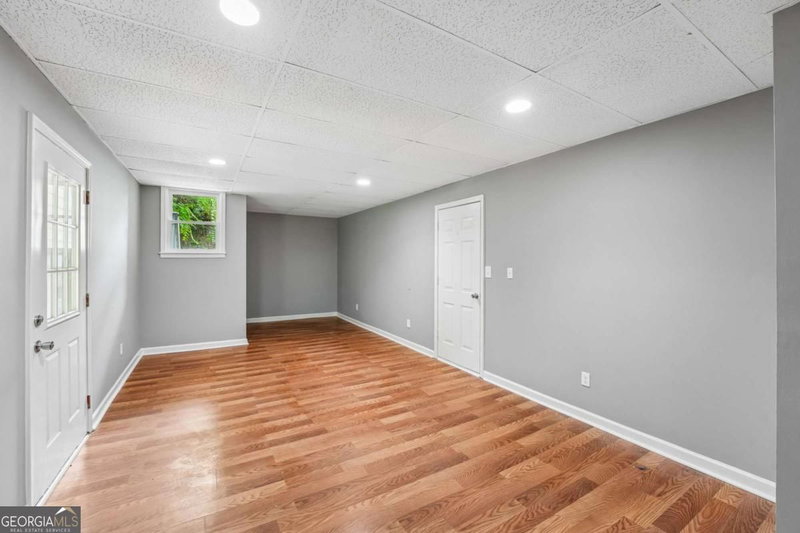 Photo 26 of 209 Eagle Glen Court