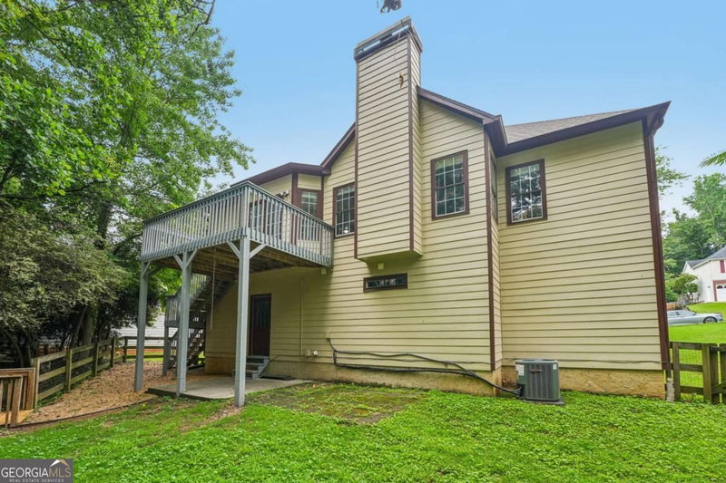 Photo 31 of 209 Eagle Glen Court